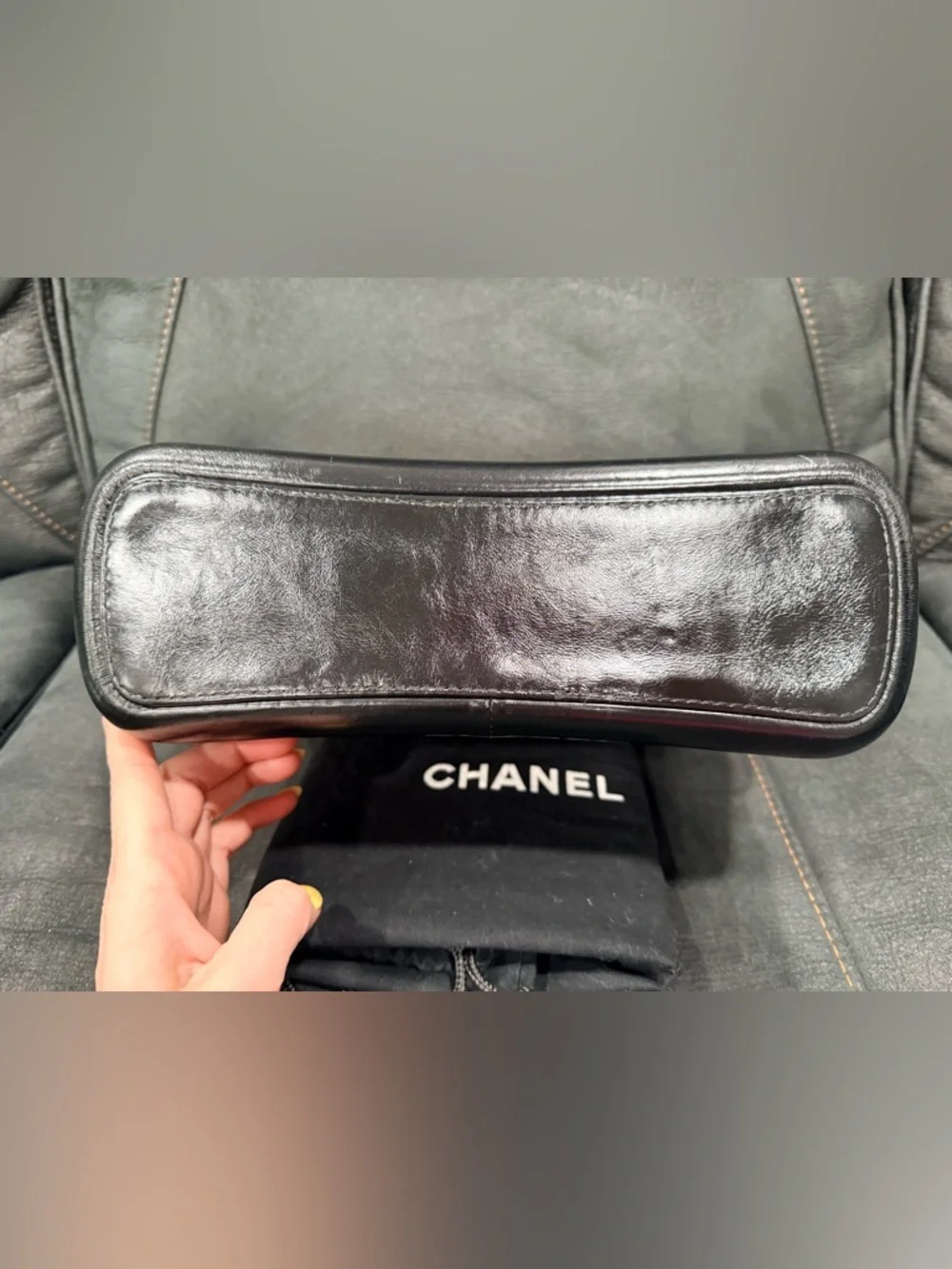 CHANEL gabrielle hobo  Two-Tone Quilted Leather Shoulder Bag in Beige and Black - Picture 6 of 11